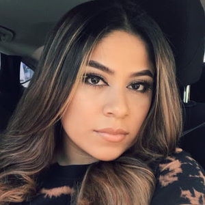 Meet your Posher, Abriana